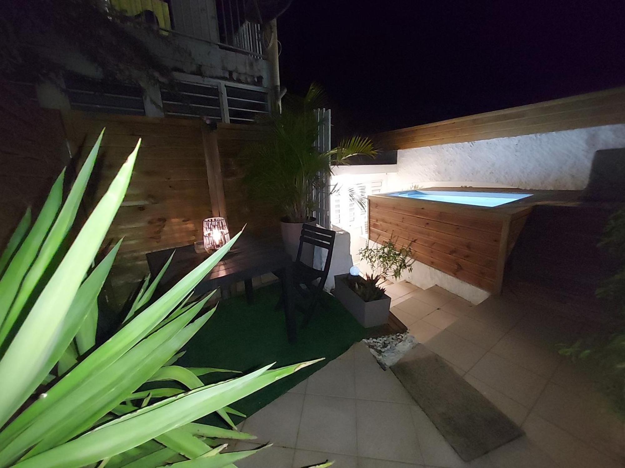Ocean Bayalocation Apartment L'Anse Mitan Ruang foto